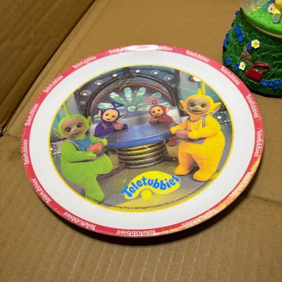 Vintage 1998 Ragdoll Productions Teletubbies Plate and Musical Snowglobe - Picture 5 of 6